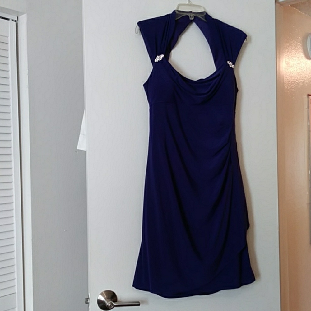 Purple sleeveless eventful dress